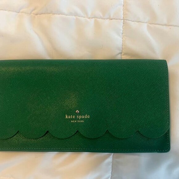 Kate Spade Kiki Clutch (this is the full size clutch, not the wristlet!!!) - Picture 4 of 4